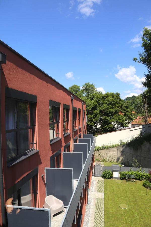 Arbio I Urbanstay Serviced Studios & Apartments Грац Экстерьер фото