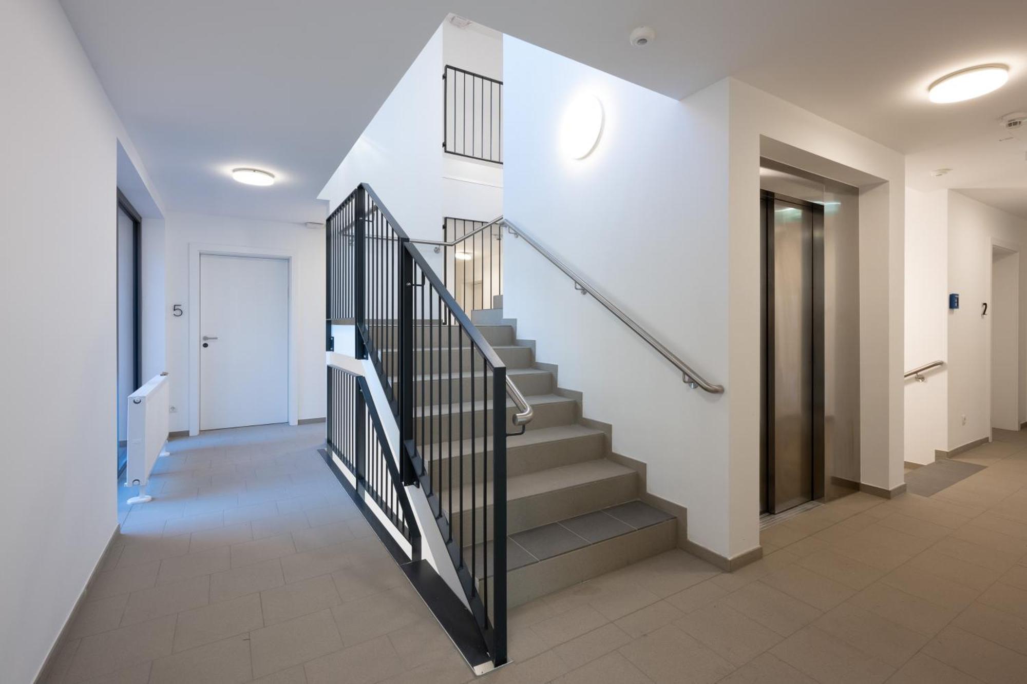 Arbio I Urbanstay Serviced Studios & Apartments Грац Экстерьер фото